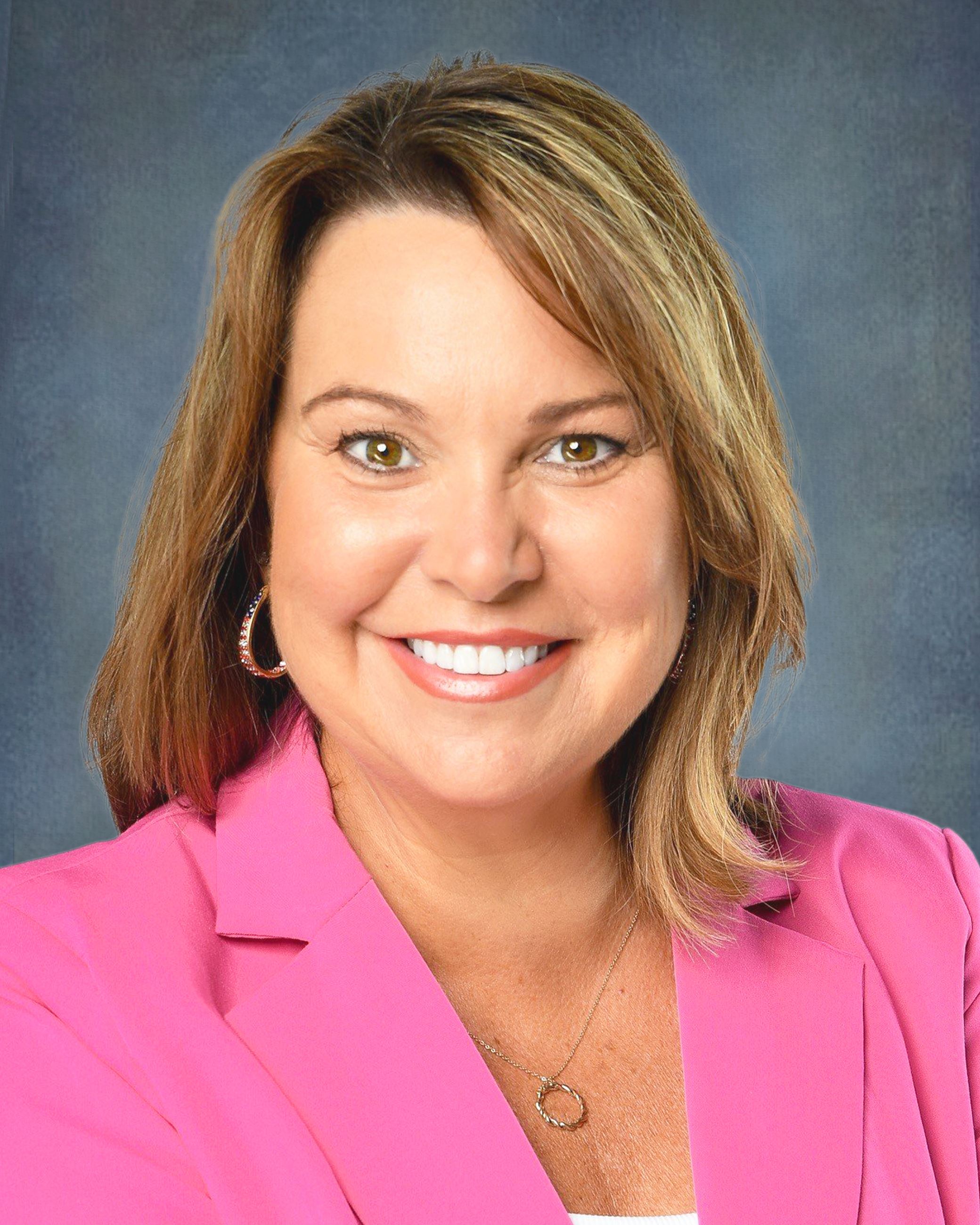 Messinger-Headshot8x10